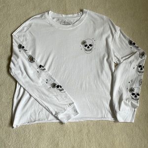 💀👻💀💀Miken Flow white skull head long sleeve t- shirt size L HALLOWEEN 👻